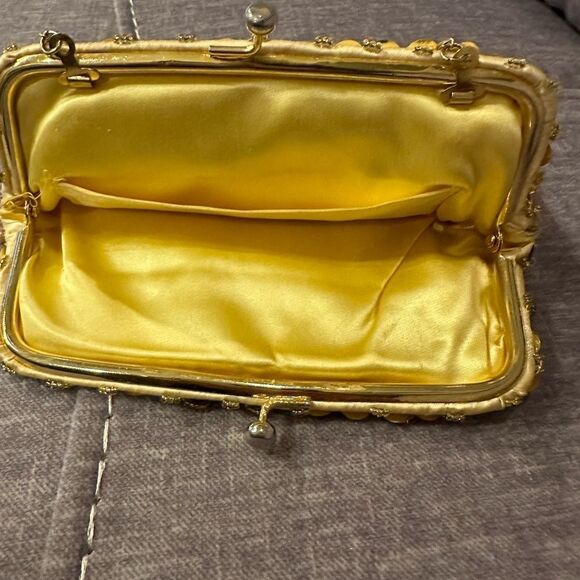 Vintage Gold Beaded Evening Bag Made in Hong Kong - Picture 11 of 13